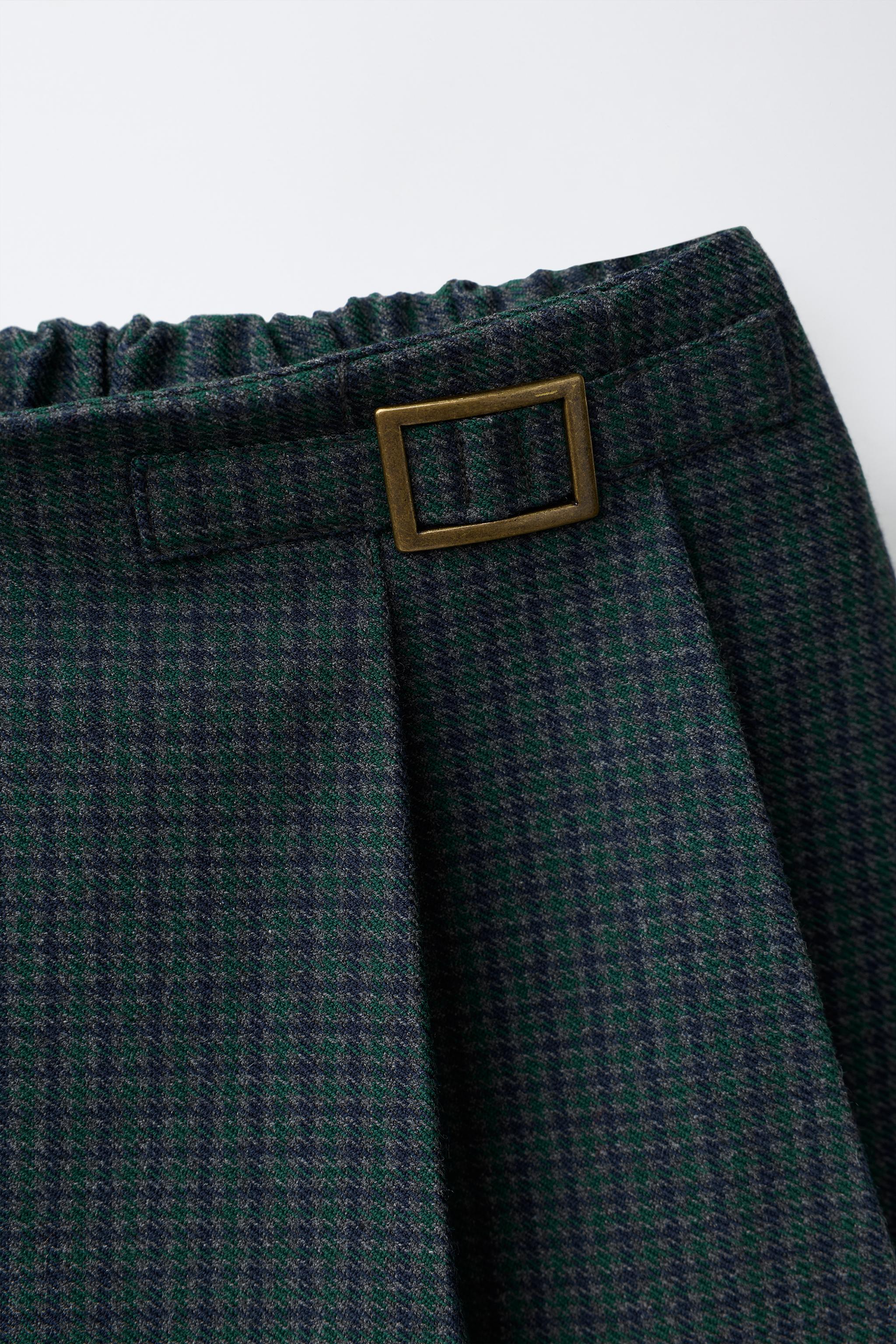 PLAID PLEATED SKIRT WITH BUCKLE