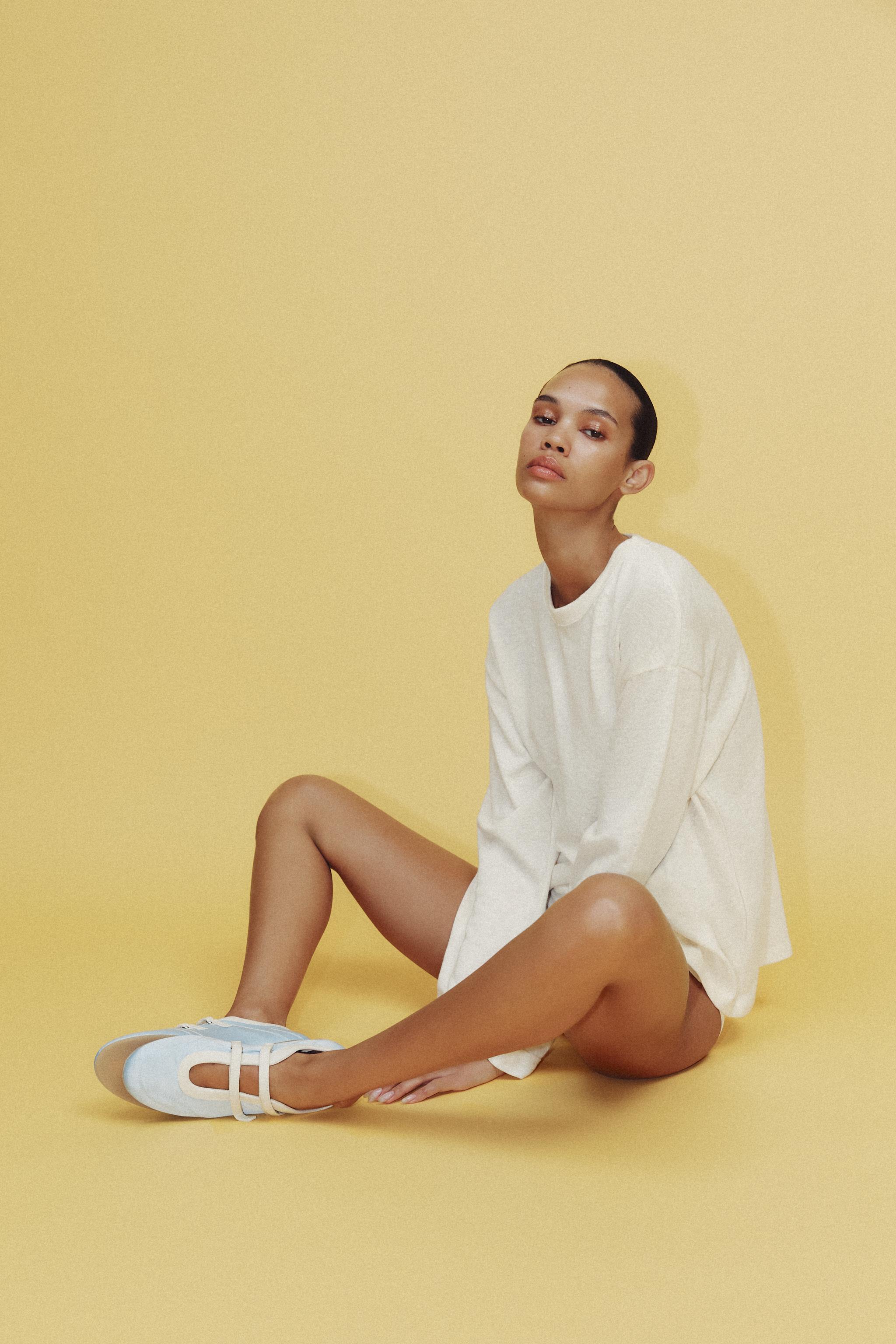 ホワイトTシャツ - レディース | ZARA 日本