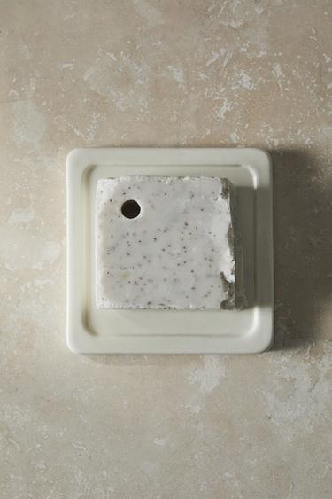 SQUARE CERAMIC BATHROOM SOAP DISH - Ecru by Zara