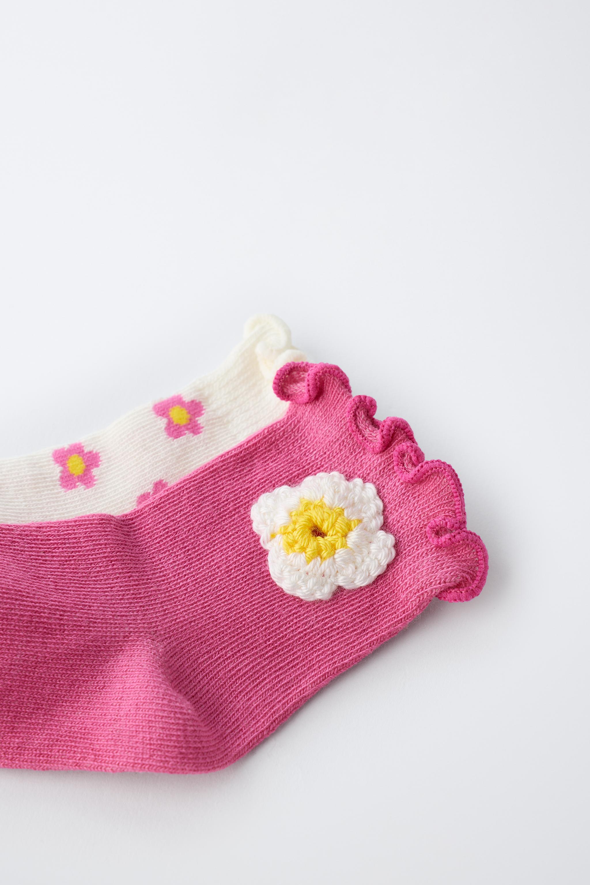 TWO-PACK OF SHORT FLORAL SOCKS