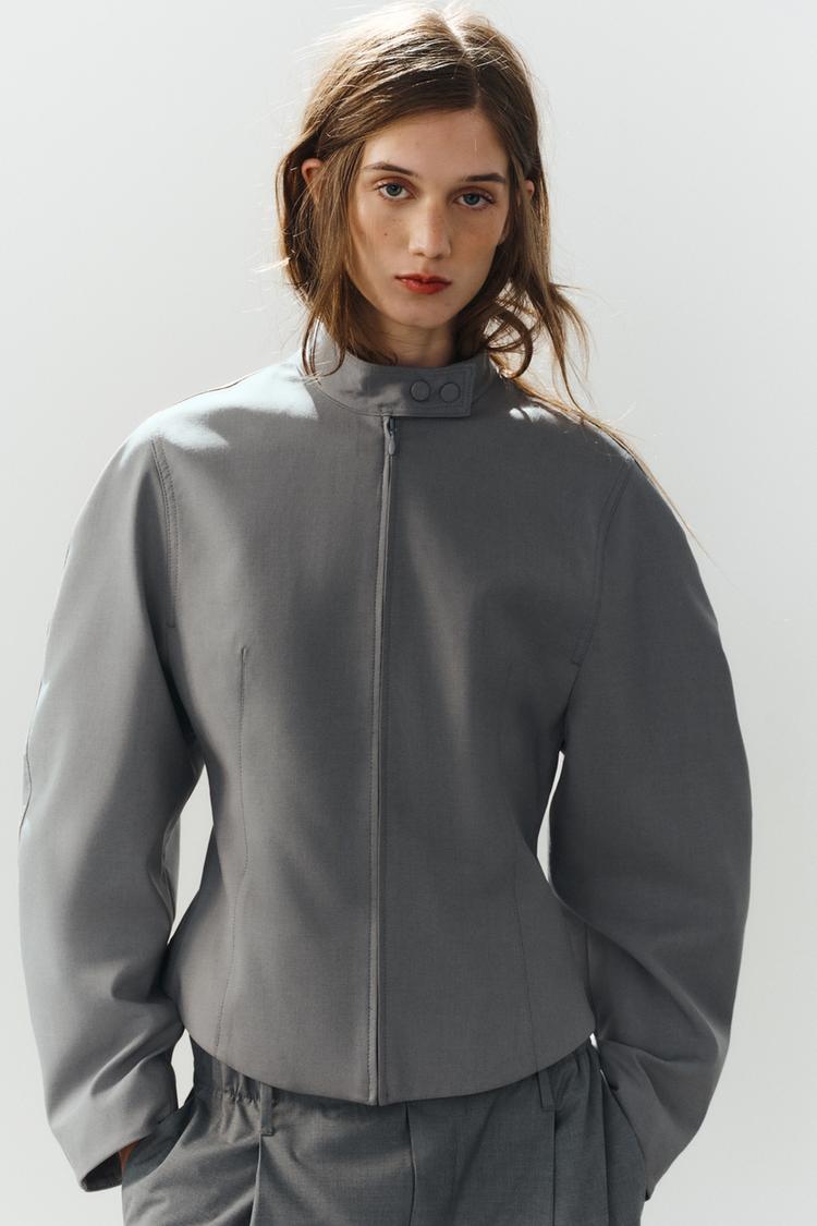 Chaqueta con mangas voluminosas 7