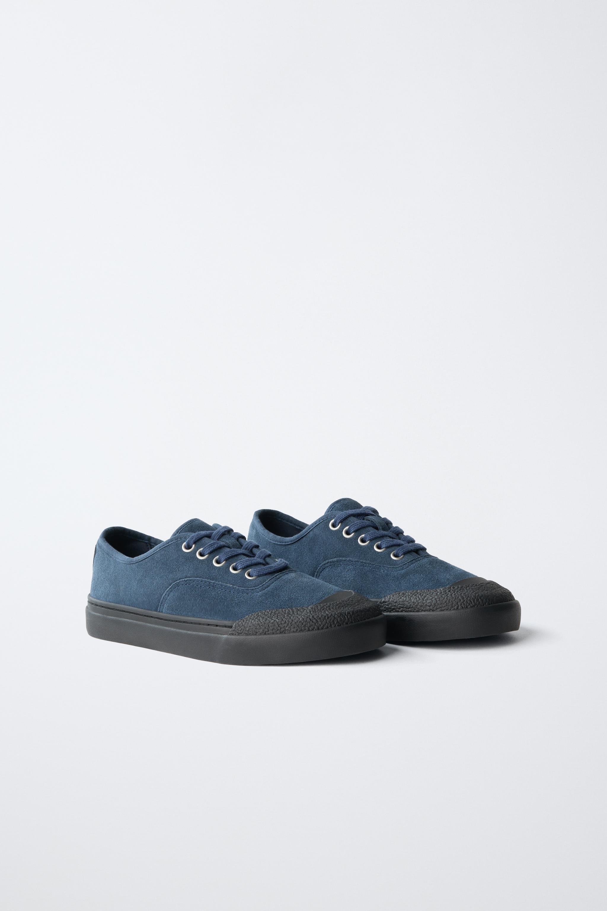 LEATHER SNEAKERS
