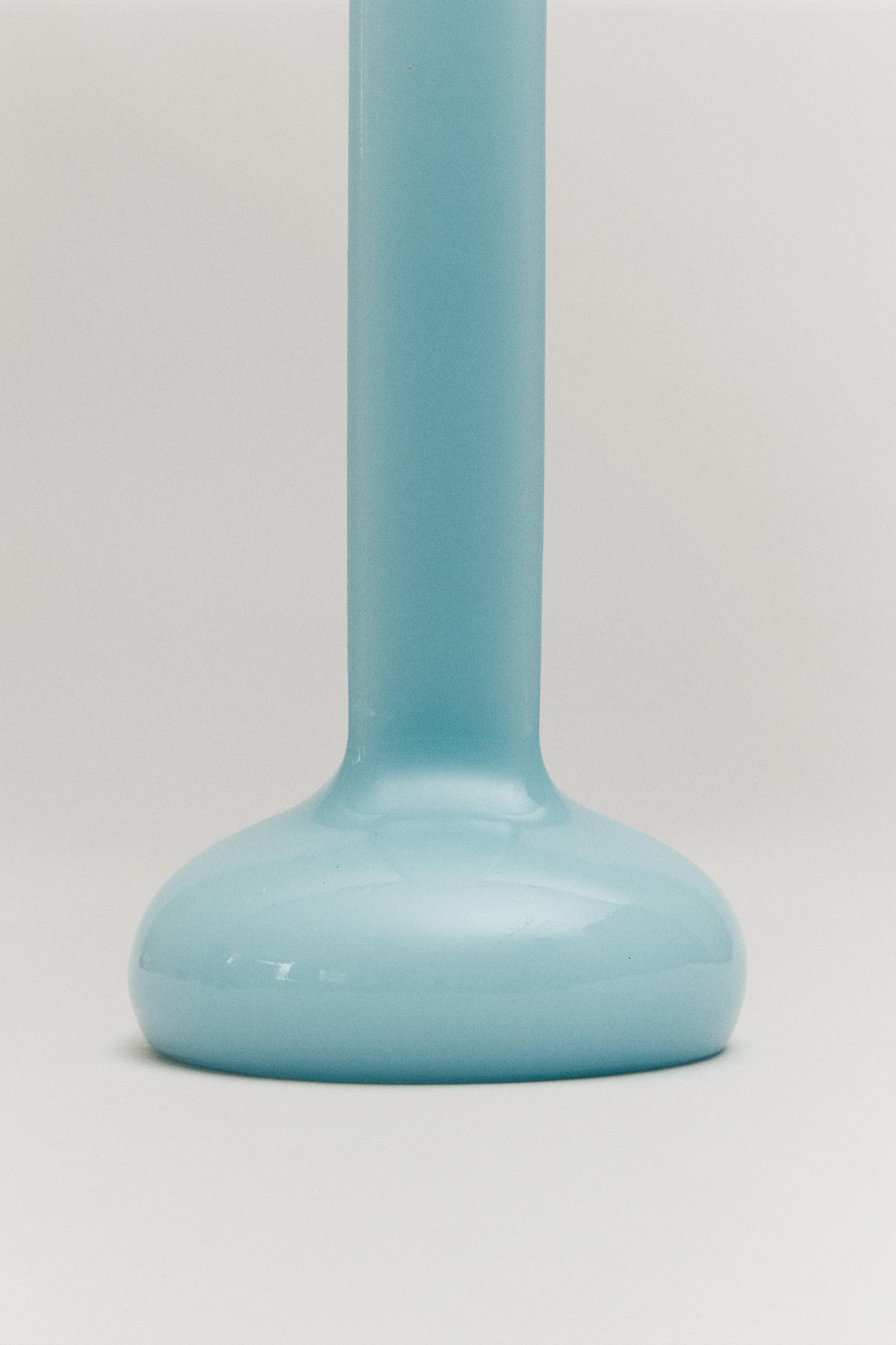 THE CHANTS CANDLE