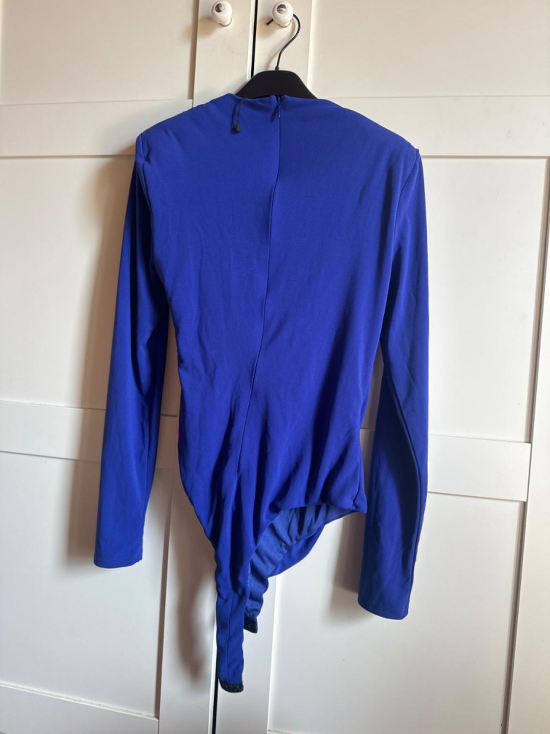DRAPED BODYSUIT WITH SHOULDER PADS - Image 2
