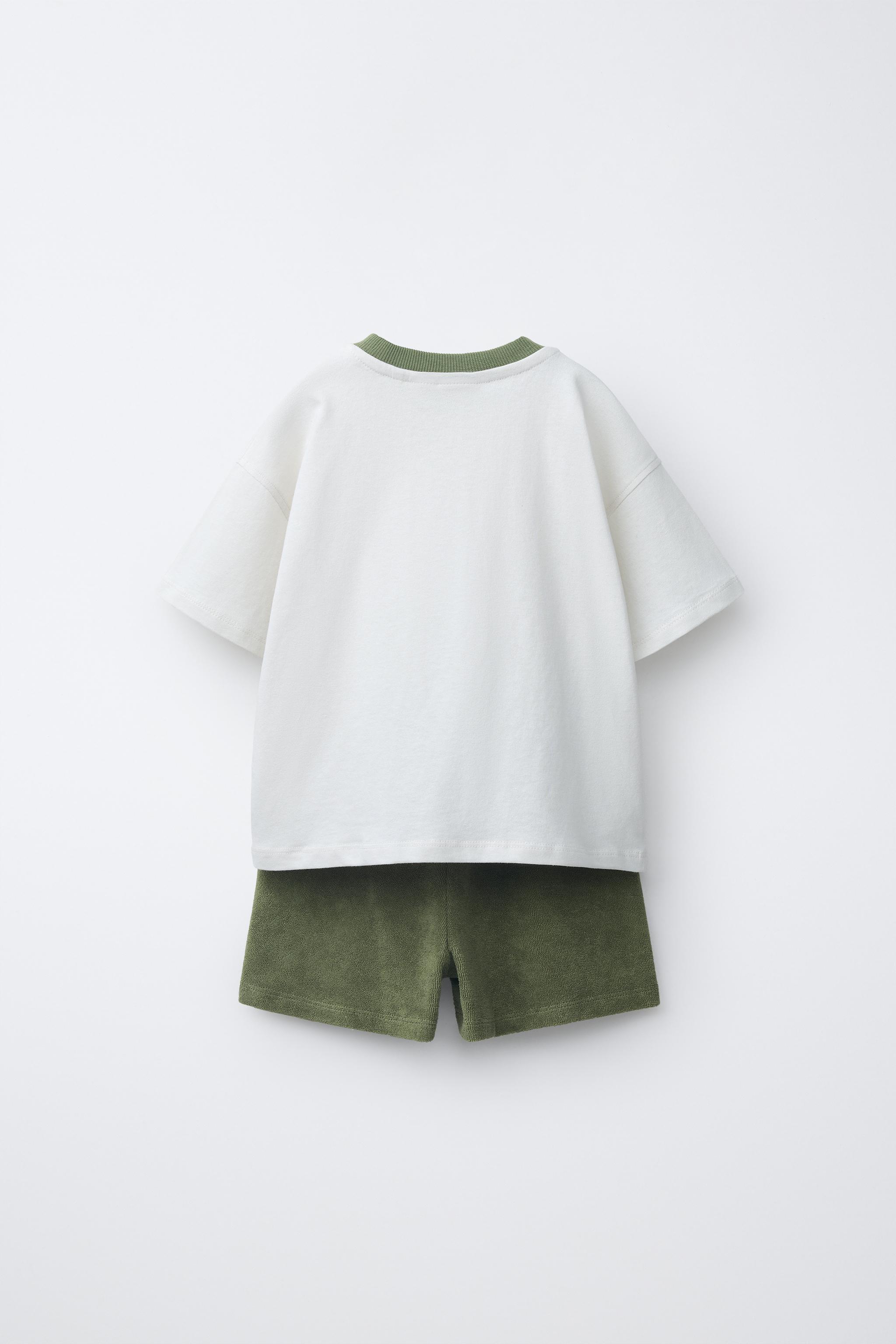 CONJUNTO JOGGING CAMISETA LISA E BERMUDA EFEITO TOALHA - Verde