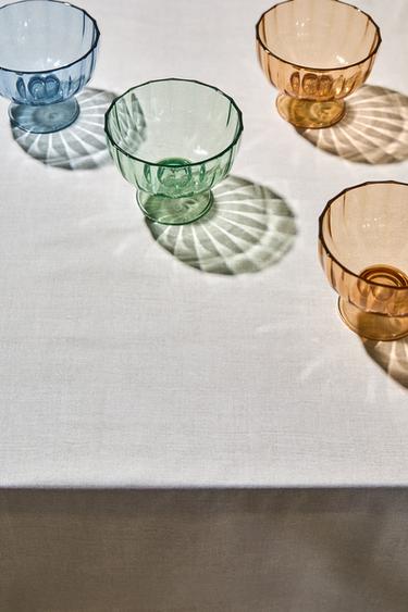 OVERLOCK RESIN-COATED COTTON TABLECLOTH - Ecru by Zara