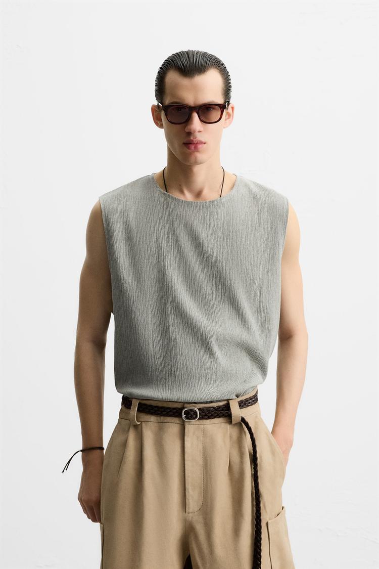 TEXTURED TANK TOP