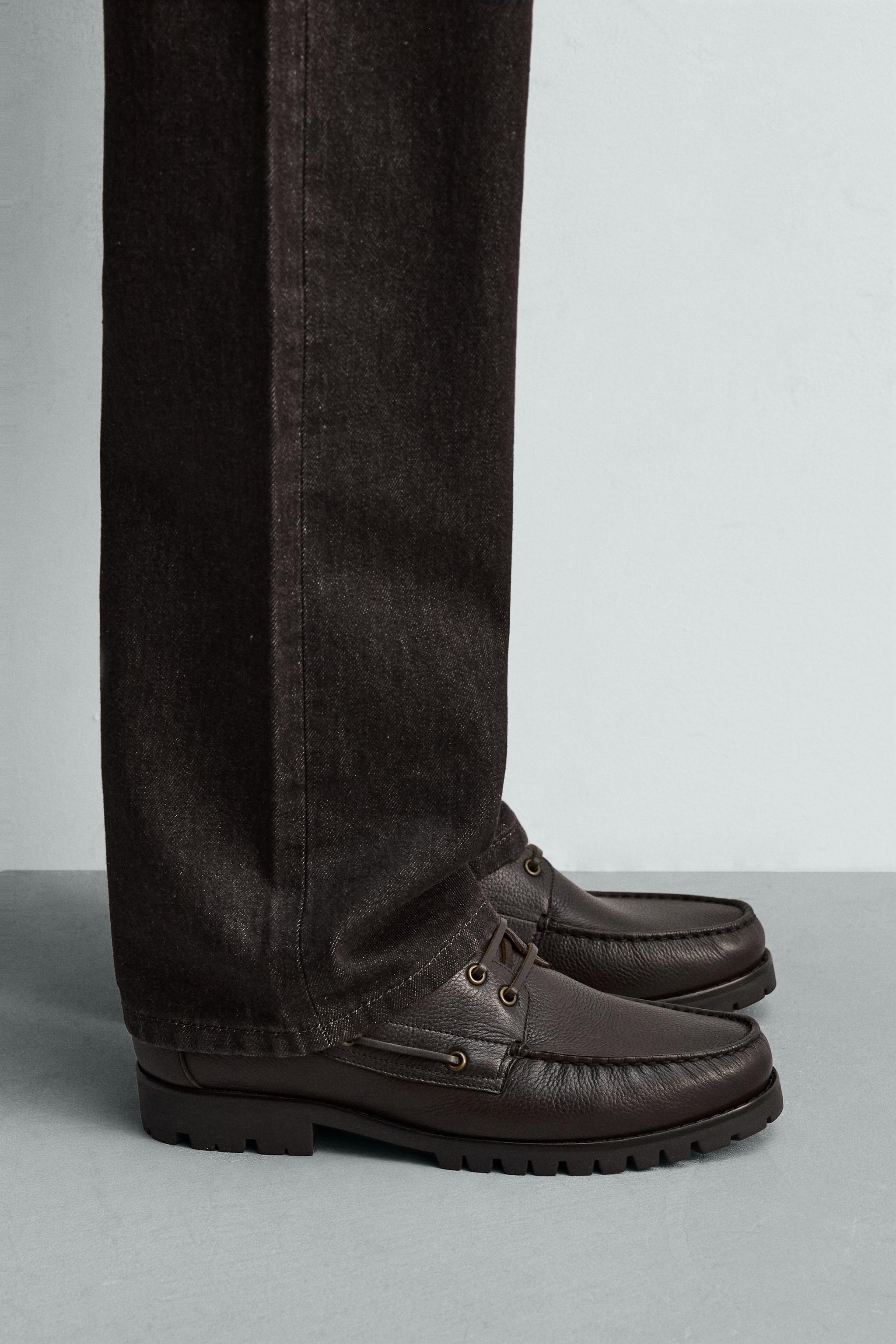 CHAUSSURES BATEAU EN CUIR