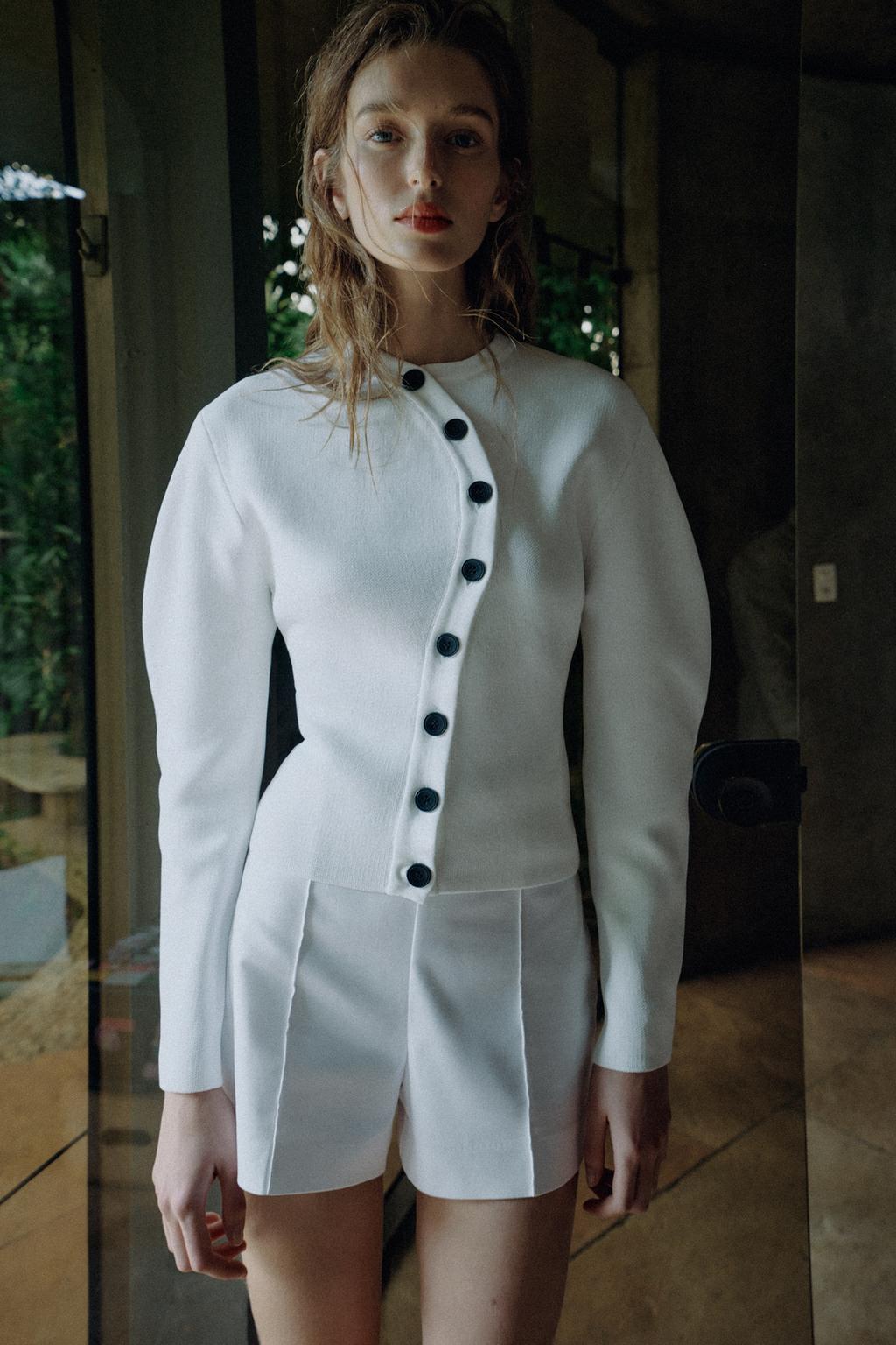 ASYMMETRIC CLOSURE CARDIGAN