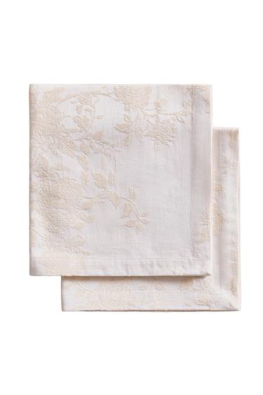 КОМПЛЕКТ ПАМУЧНИ ЖАКАРДОВИ САЛФЕТКИ (КОМПЛЕКТ ОТ 2 БР.) - Бежов от Zara