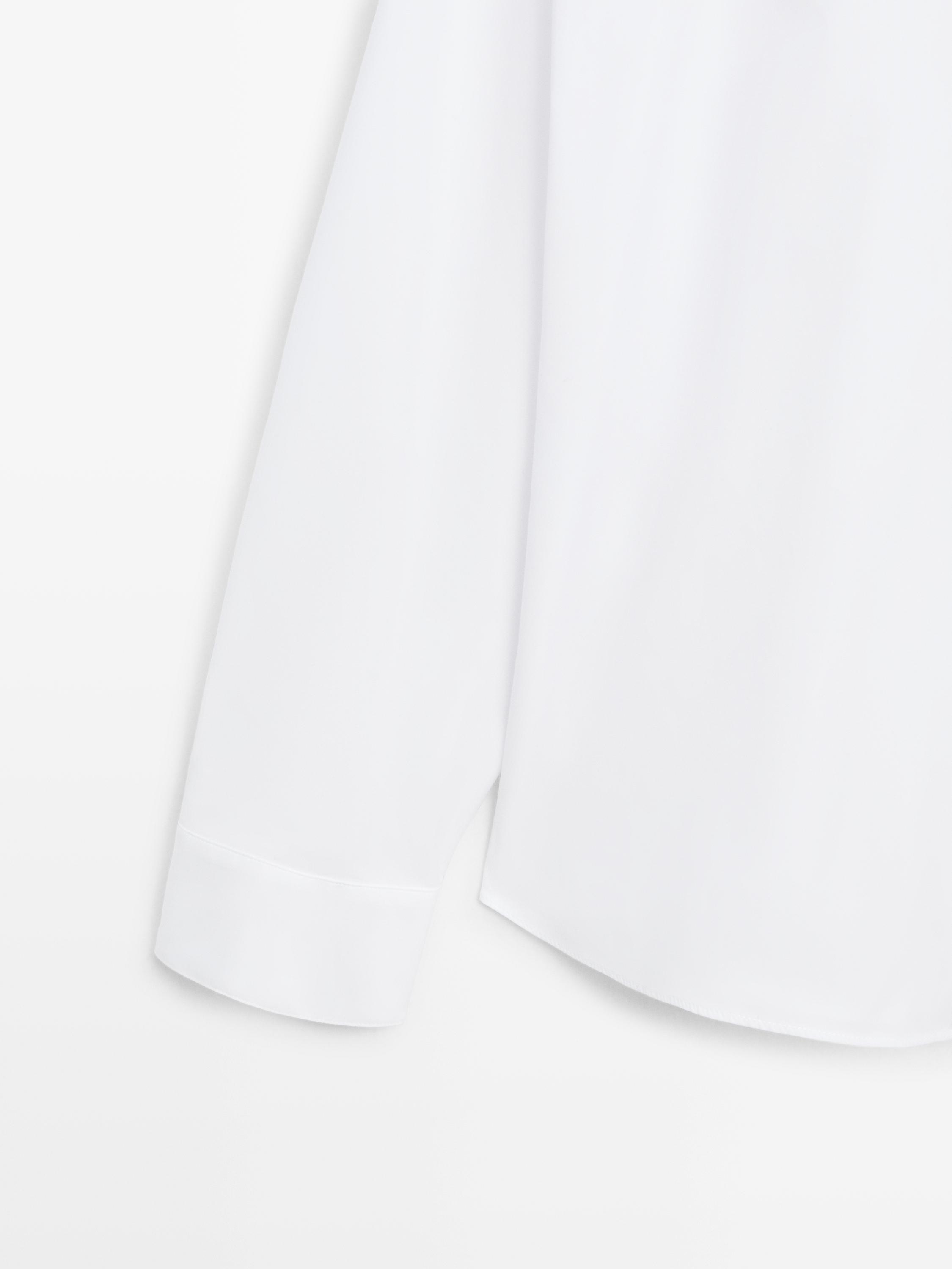 Chemise en popeline de coton à détail pince