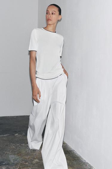 TOP PUNTO VIVOS - Blanco / Marino de Zara