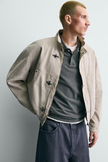 BLOUSON COURT À BRANDEBOURGS - Écru de Zara - Image 5