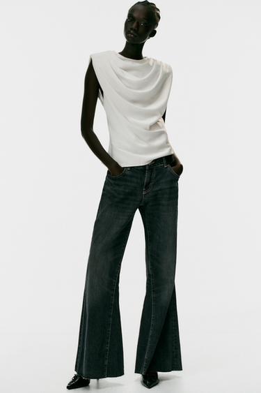 TOP SATINADO HOMBRERAS PLIEGUES - Blanco roto de Zara