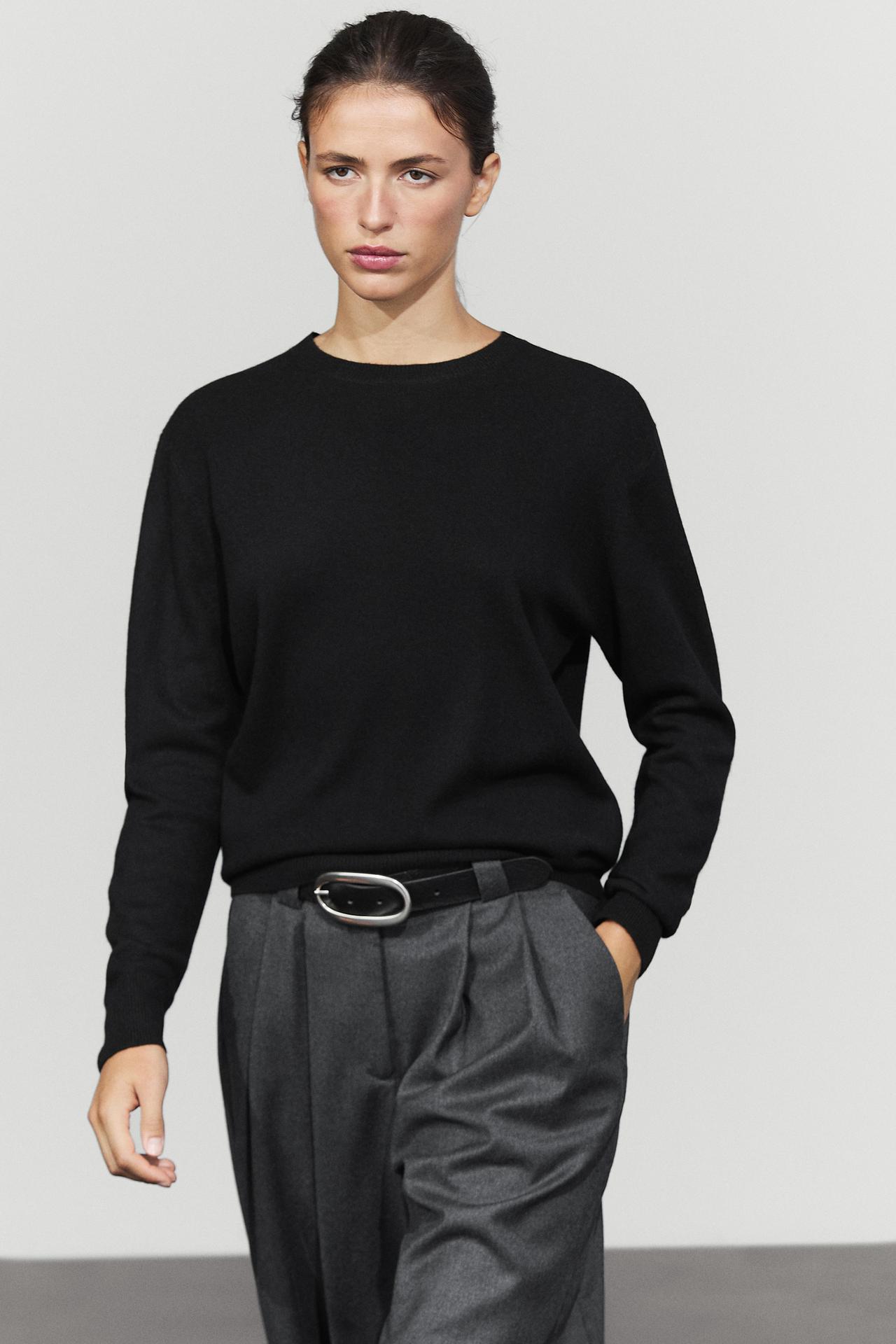 Wool blend crew neck knit sweater — Black