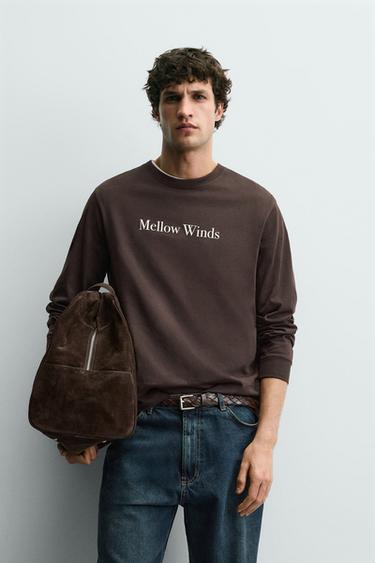 T-SHIRT À INSCRIPTION IMPRIMÉE - Marron de Zara