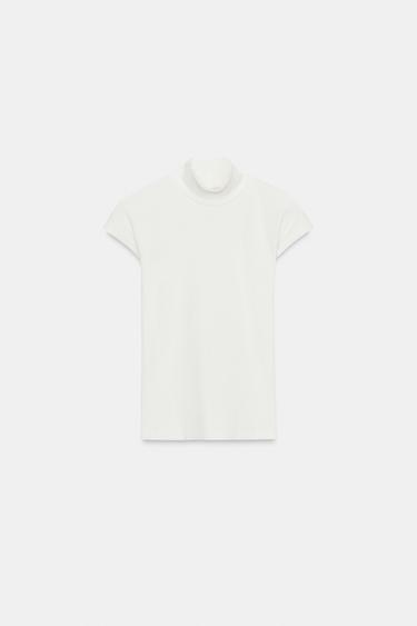 T-SHIRT A COSTINE CON COLLO PERKINS - Écru di Zara