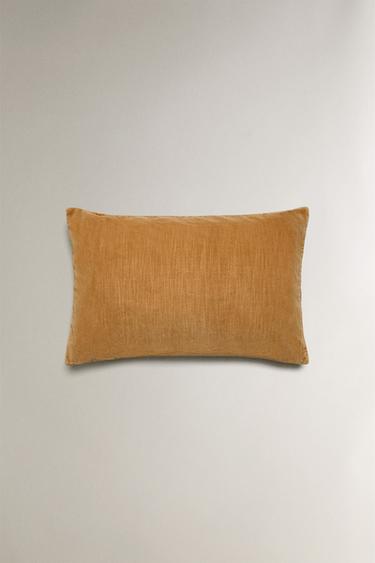 VELVET CUSHION COVER - Beige by Zara - Image 2