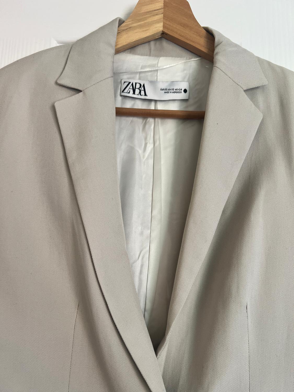 STRAIGHT FIT SINGLE-BUTTON BLAZER - Image 3