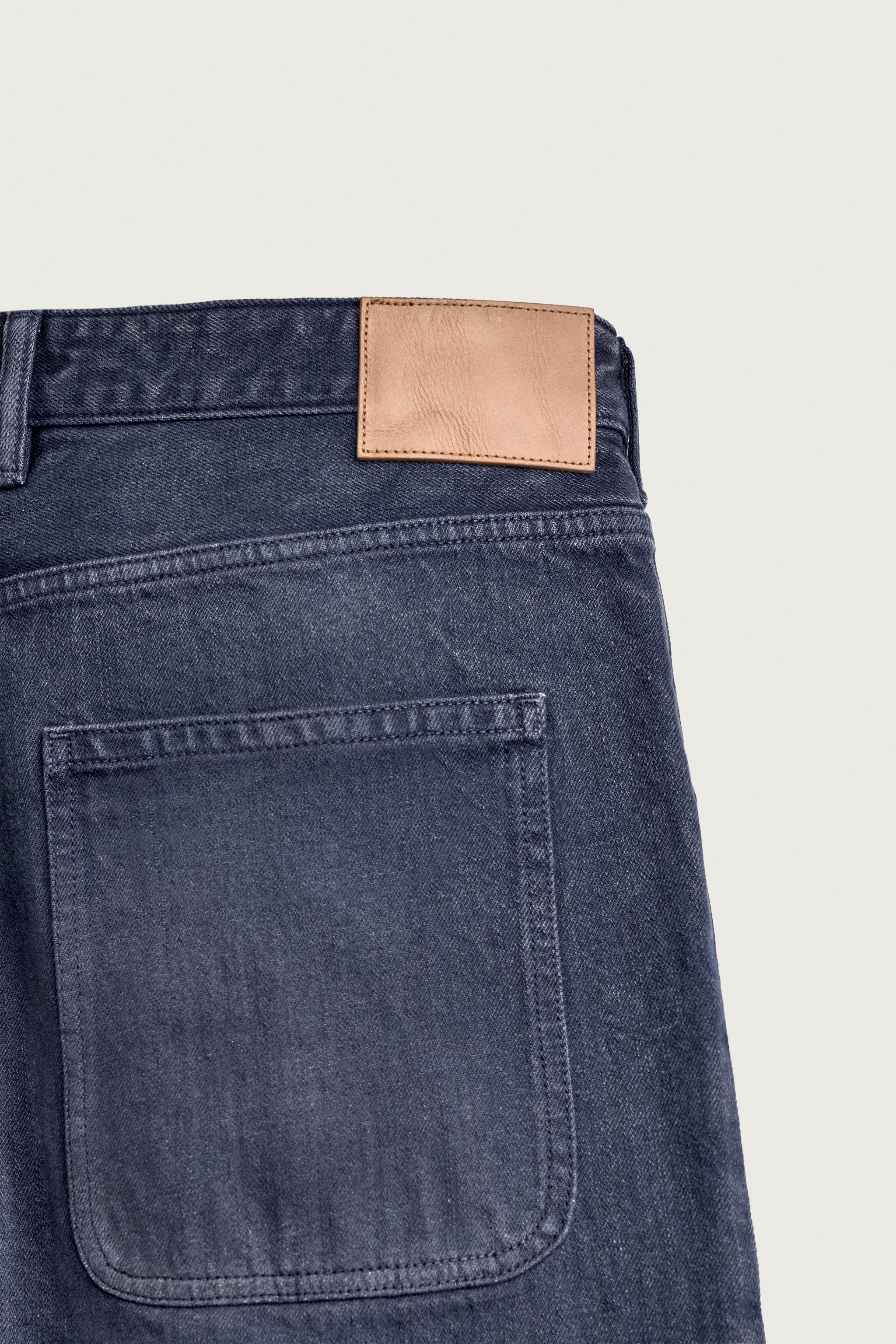 WASHED RELAXED FIT JEANS