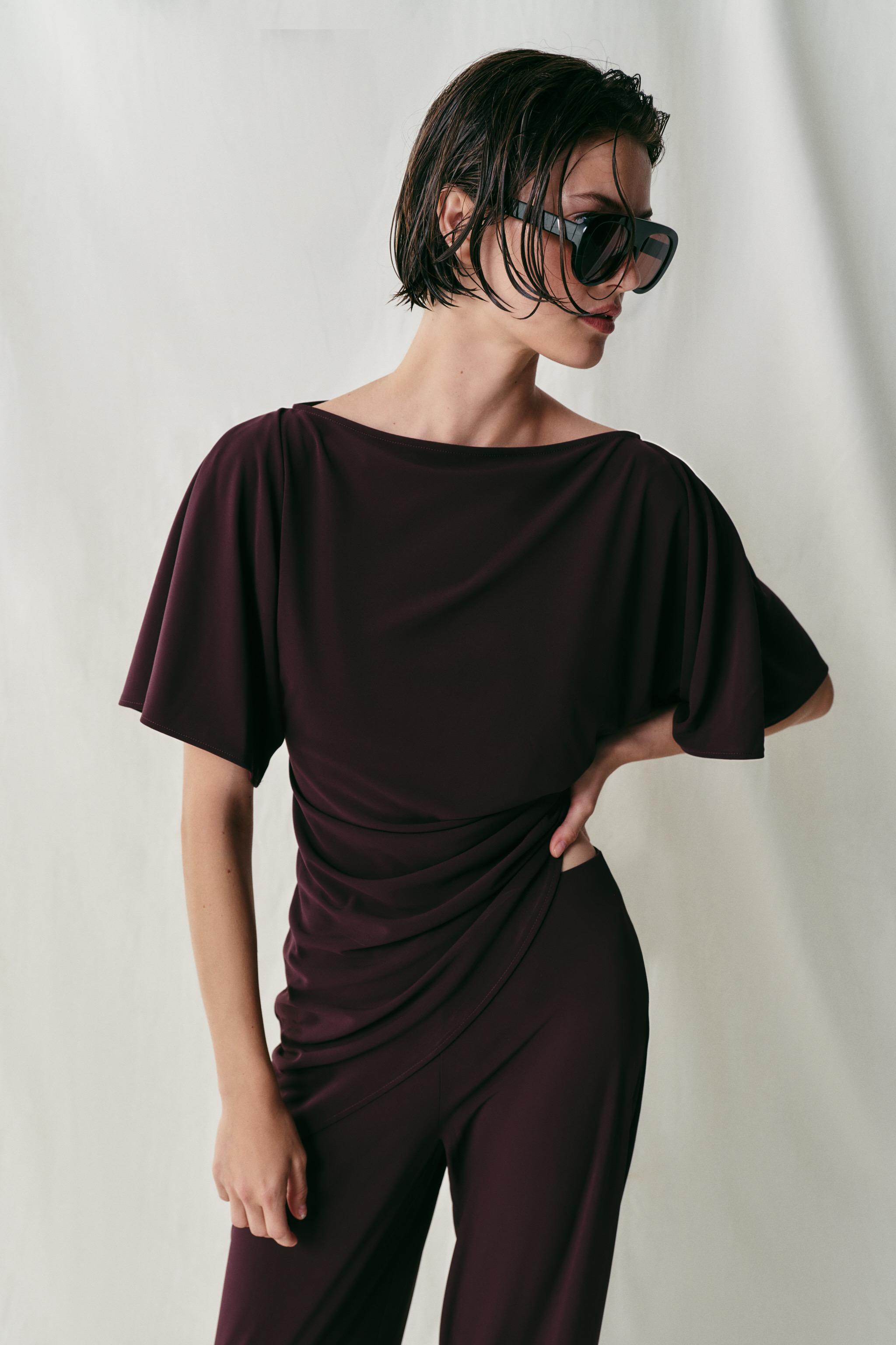 DRAPED CREPE TOP