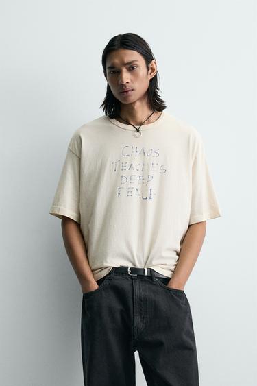 CAMISETA LAVADA TEXTO ROTULADOR - Crudo de Zara