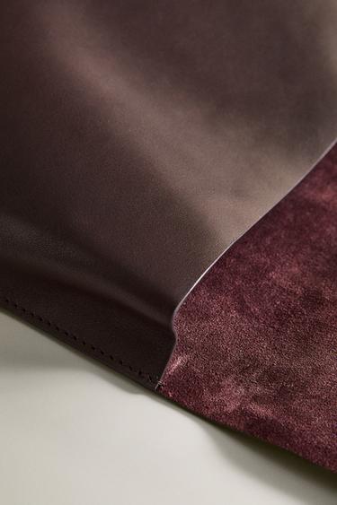 POCHETTE CUIR BOUTON - Bordeaux de Zara - Image 4