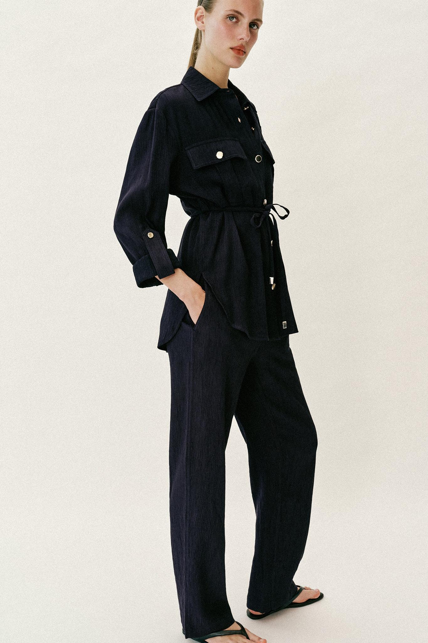 PANTALON DROIT EFFET FROISSÉ