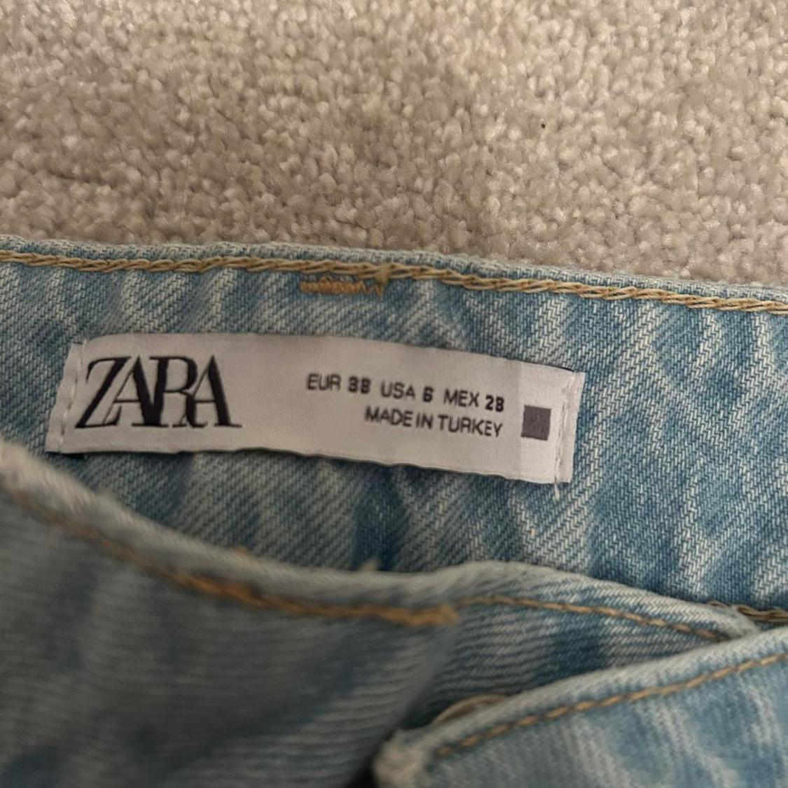 HIGHWAISTED STRAIGHT LEG MOM JEANS - Image 3