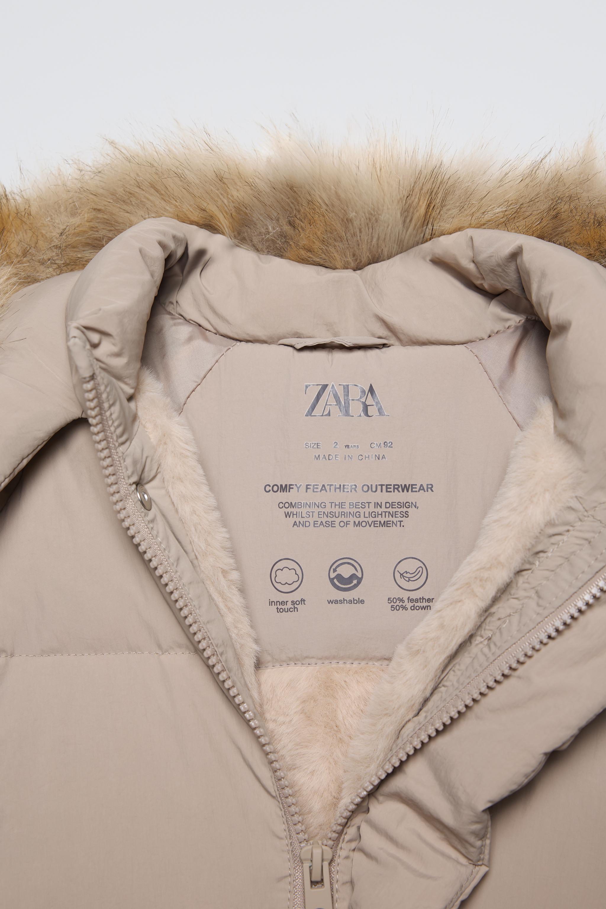 Puffer jacket with fur hood zara best sale