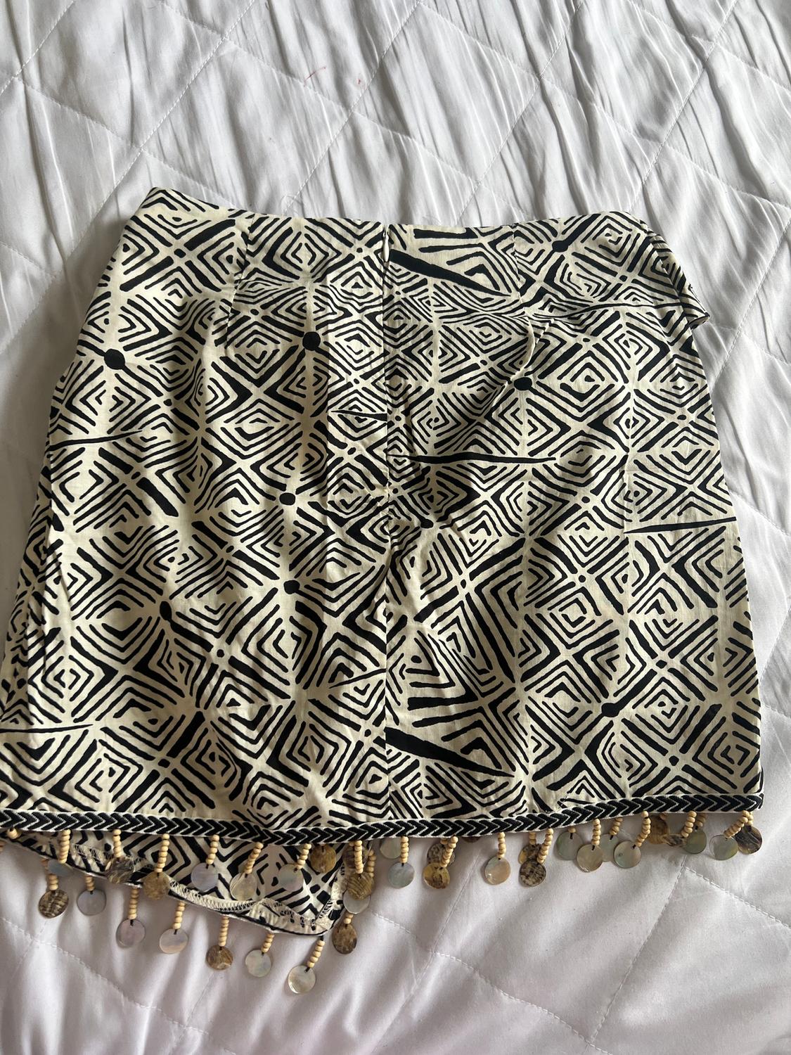 PRINTED SKIRT WITH BEADS - Image 2