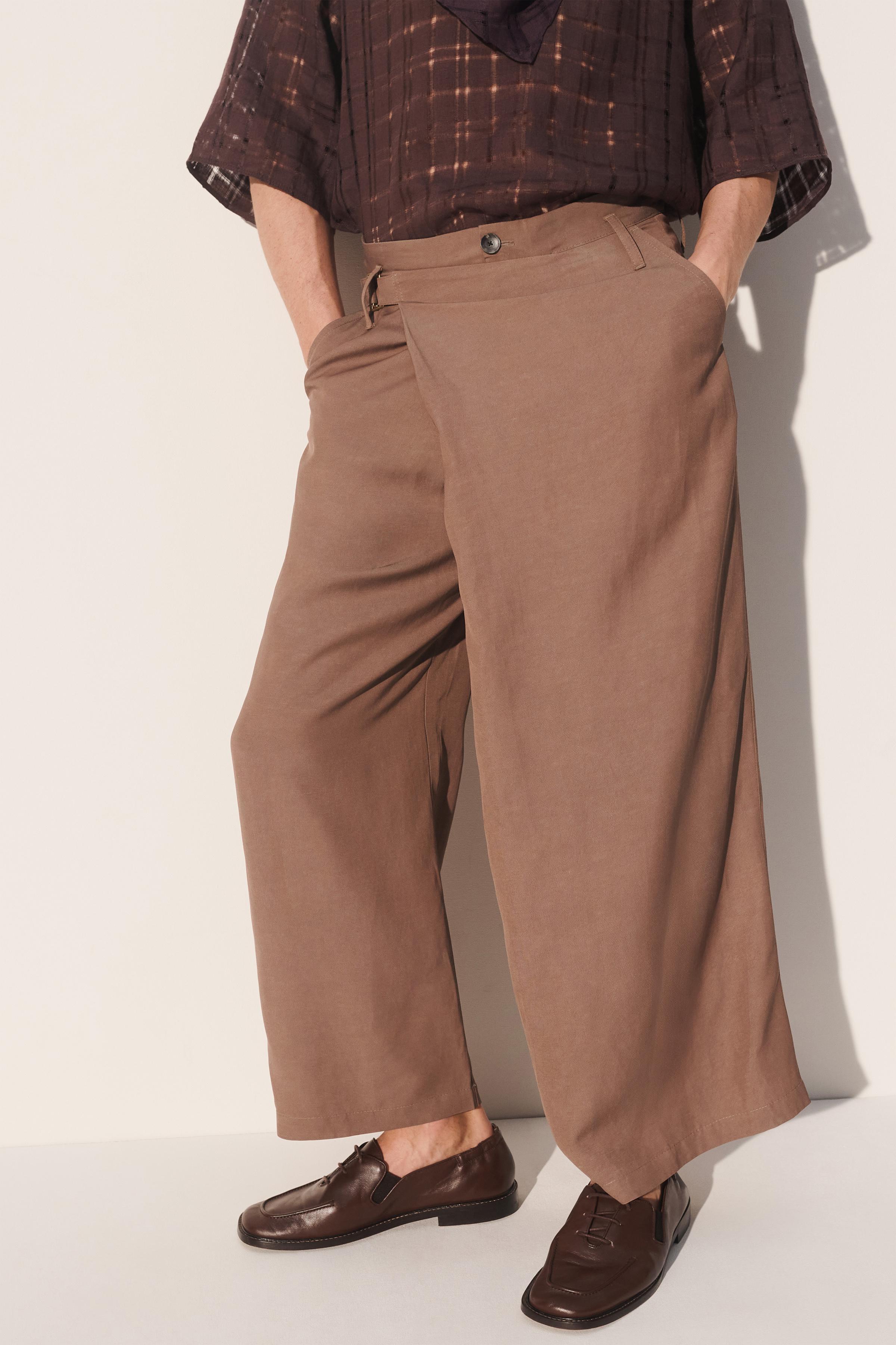 PANTALON CROISÉ COUPE DÉCONTRACTÉE