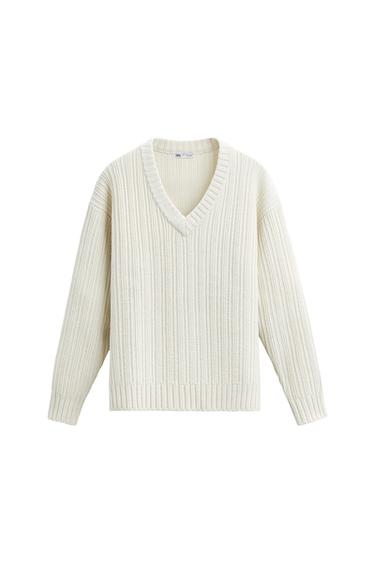 RIBBED TEXTURED SWEATER