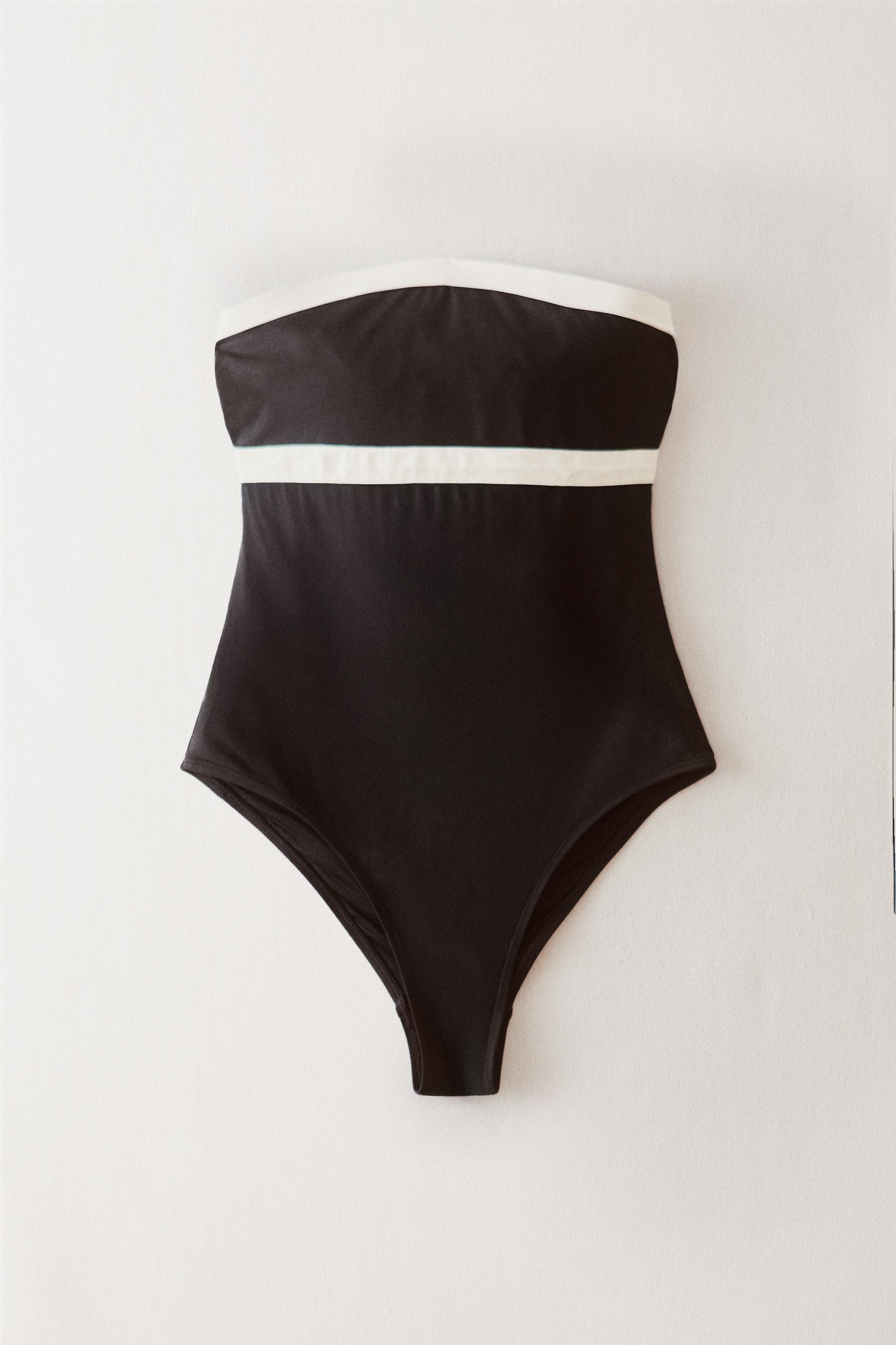CONTRAST BAND BEACH SWIMSUIT