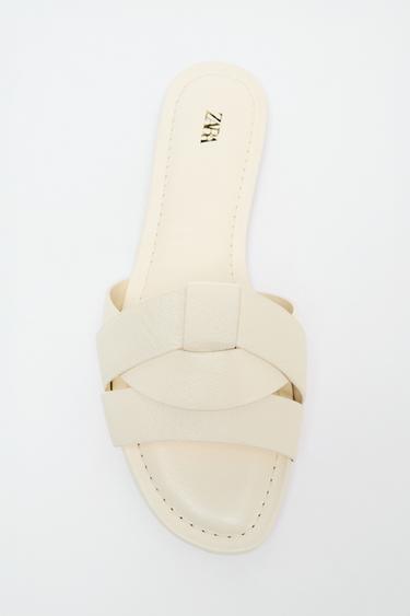FLAT LEATHER CRISS-CROSS SANDALS - Ecru White by Zara