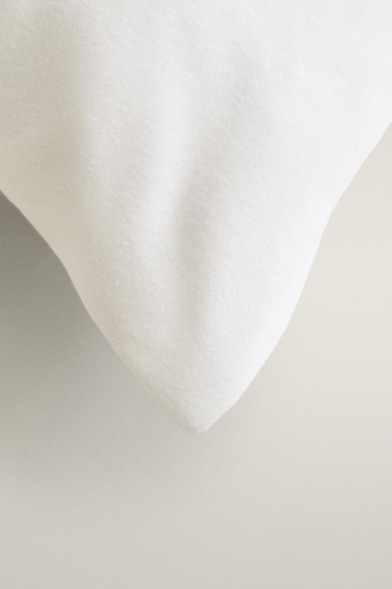 PROTÈGE-OREILLER IMPERMÉABLE EN JERSEY DE COTON - Blanc de Zara - Image 1