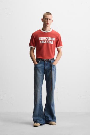 CAMISETA RIB TEXTO GUITARRICADELAFUENTE - Rojo de Zara - Imagen 0