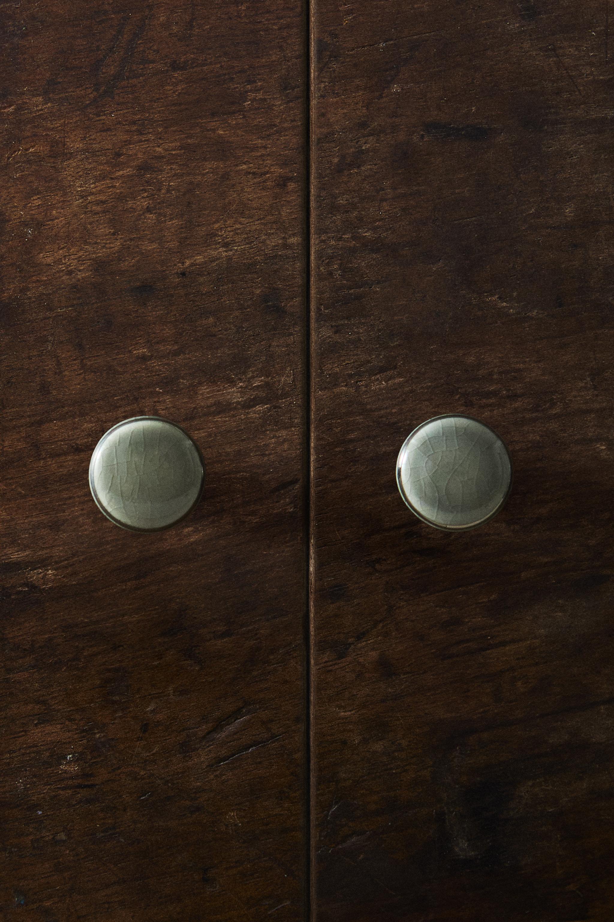 SET OF CRACKLED CERAMIC HANDLES (SET OF 2)