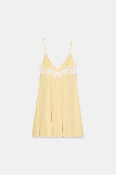 ROBE COURTE BIMATIÈRE EN DENTELLE - Jaune clair de Zara - Image 5