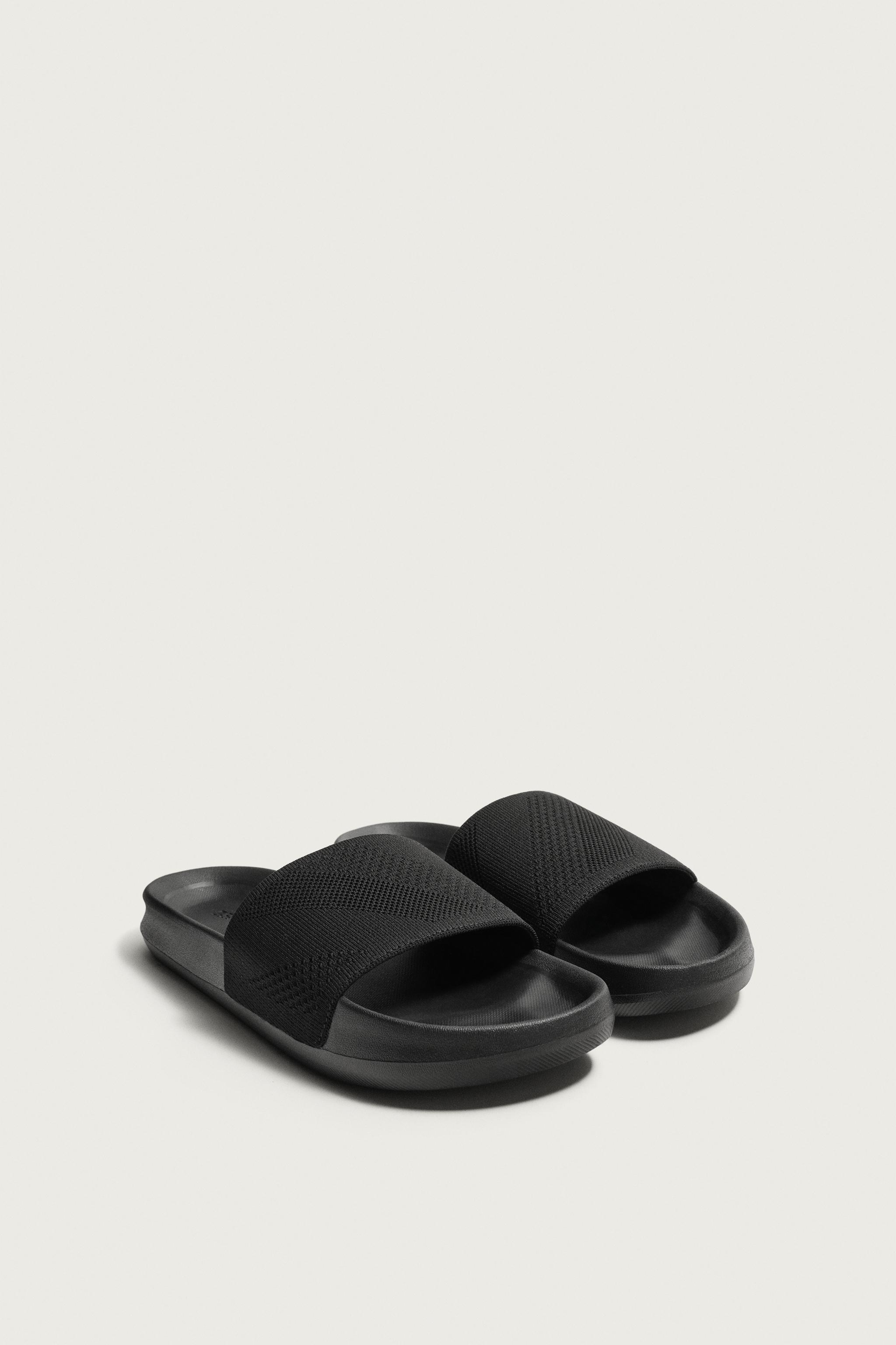 BATHROOM SANDALS — Black (alternate view)