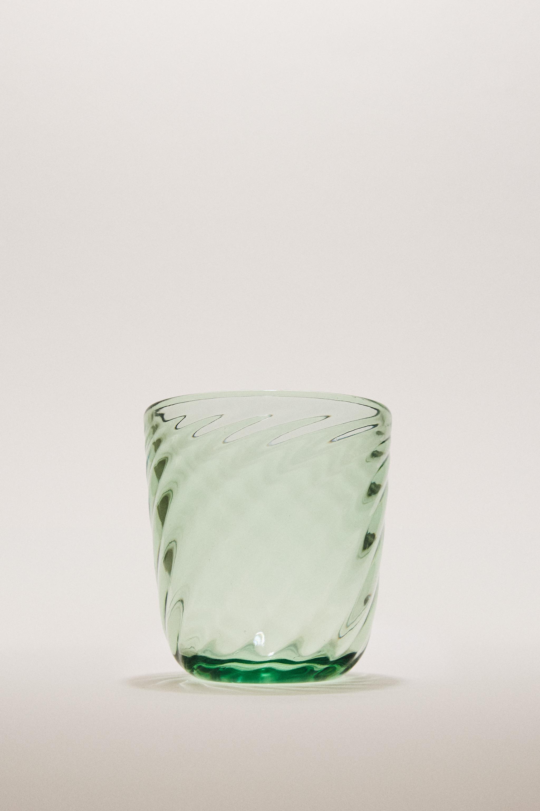 WAVY ACRYLIC TUMBLER