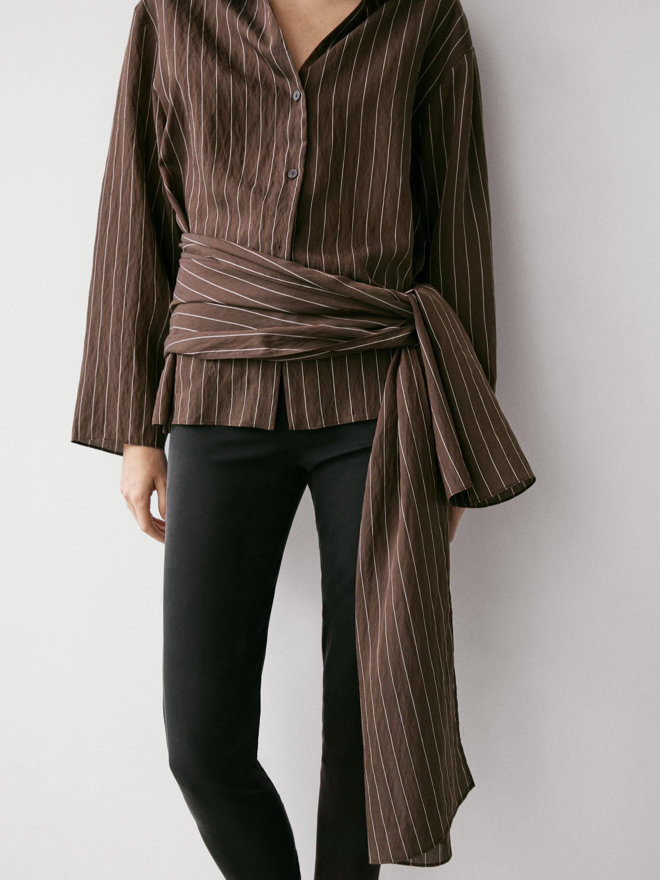 Chemise rayée avec foulard