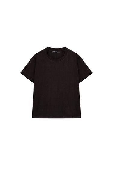 CAMISETA CUELLO REDONDO - Chocolate de Zara