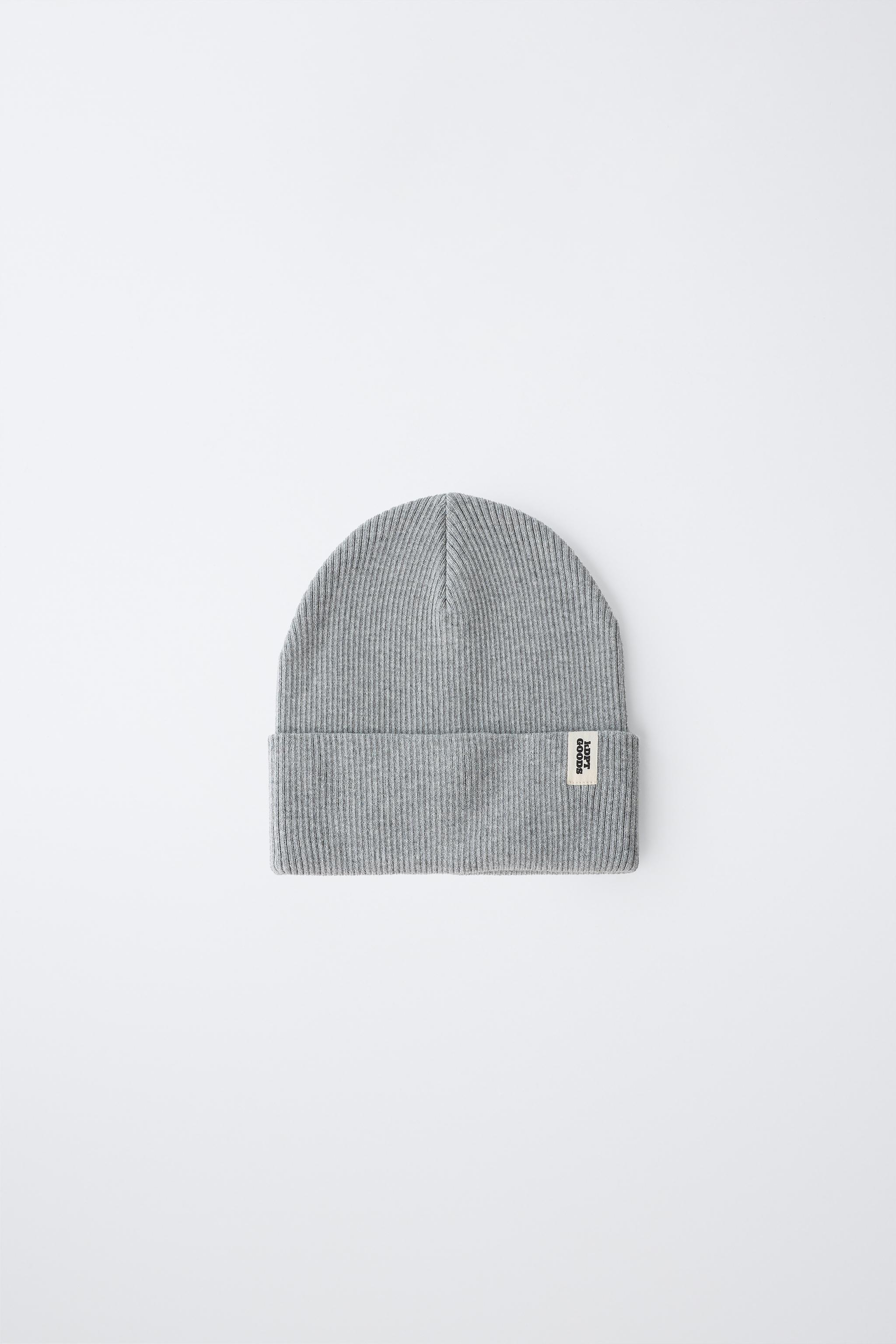 RIBBED KNIT LABEL HAT — Gray