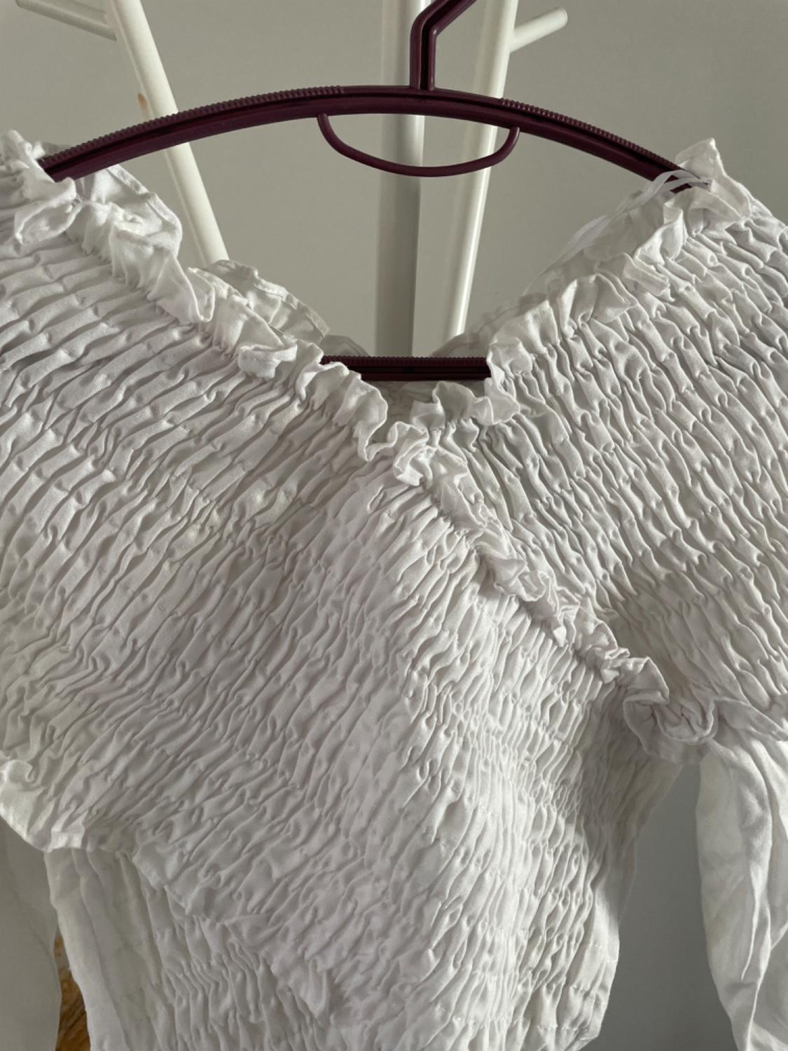 CROP TOP WITH SMOCKED DETAIL - Image 2