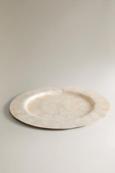 ASSIETTE DE PRÉSENTATION NACRE - Beige clair de Zara - Image 1