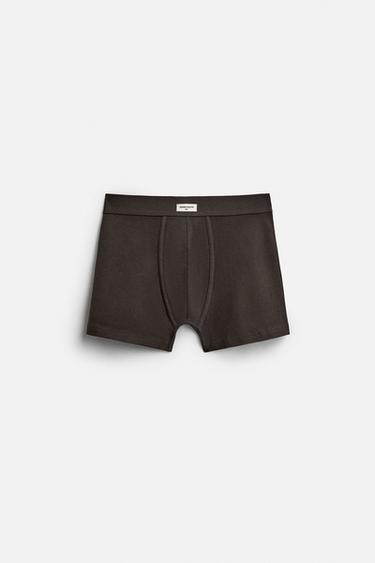 {navn} - {farge} for Zara