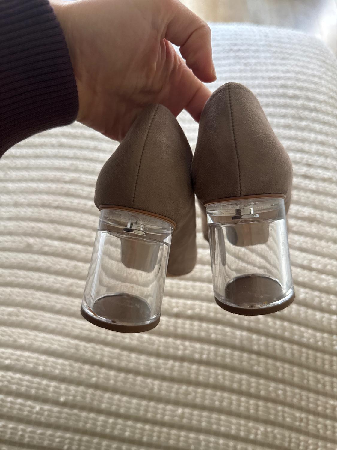 NUDE KITTEN HEELS WITH TRANSPARENT HEELS - Image 6