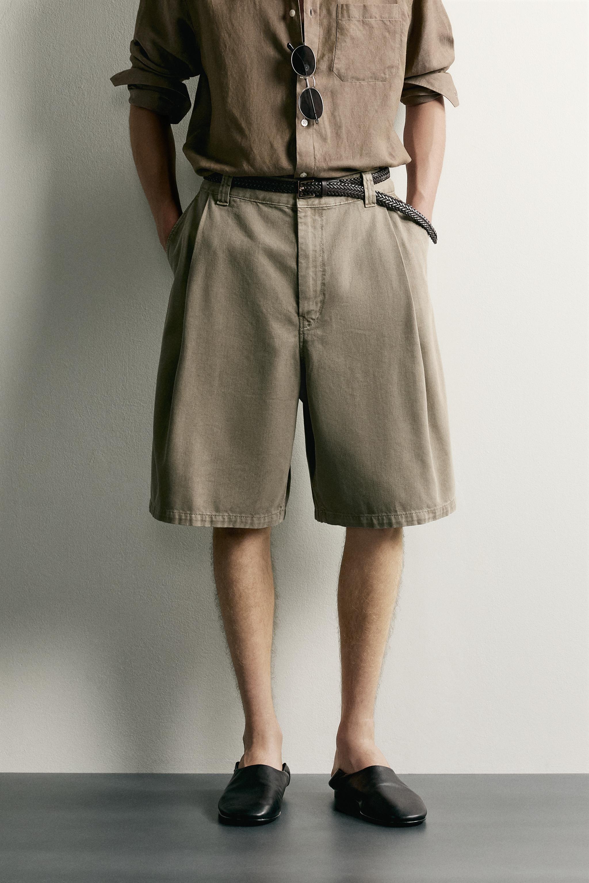 Wide-Leg Pleated Bermuda Shorts
