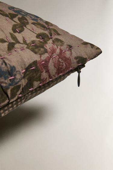 REVERSIBLE FLORAL CUSHION COVER FOR QUILTS - Greenish by Zara - Image 3